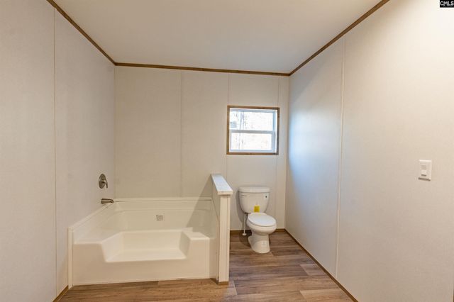 1053 Johnson King Road, Swansea, SC 29160