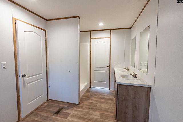 1053 Johnson King Road, Swansea, SC 29160