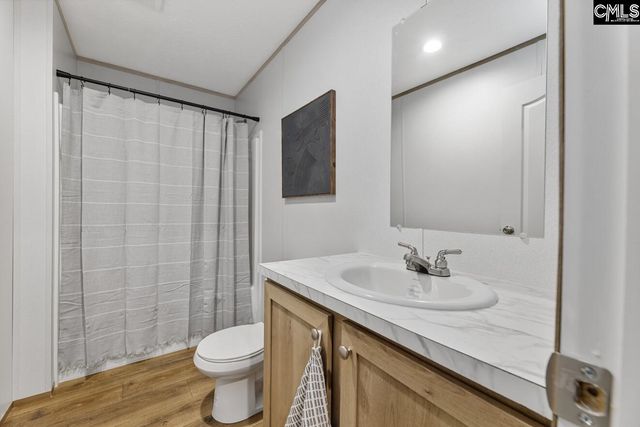 1053 Johnson King Road, Swansea, SC 29160
