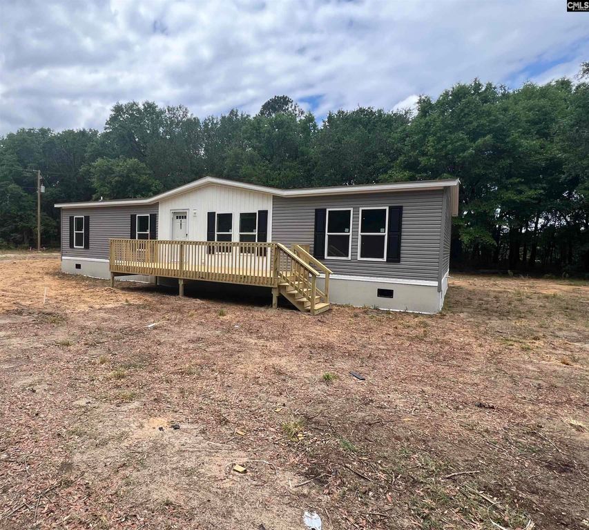 1053 Johnson King Road, Swansea, SC 29160