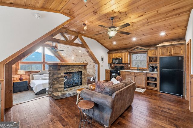 101 Falling Rock Road, Blue Ridge, GA 30513