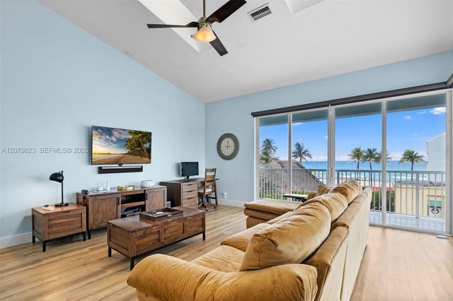 311 N Surf Road, Hollywood, FL 33019