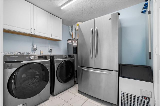 311 N Surf Road, Hollywood, FL 33019