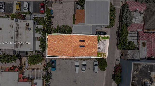 311 N Surf Road, Hollywood, FL 33019