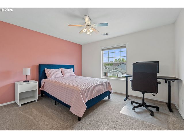 2494 Ne ESTATE Dr, Hillsboro, OR 97124