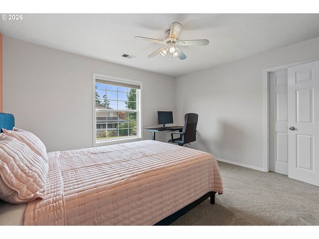 2494 Ne ESTATE Dr, Hillsboro, OR 97124