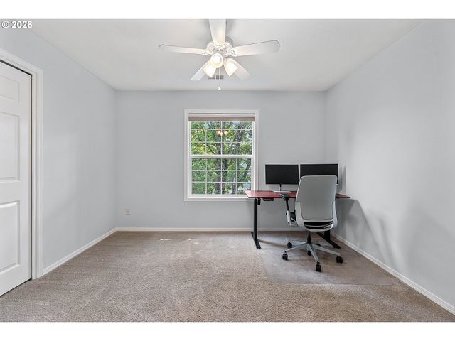 2494 Ne ESTATE Dr, Hillsboro, OR 97124