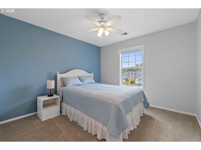 2494 Ne ESTATE Dr, Hillsboro, OR 97124