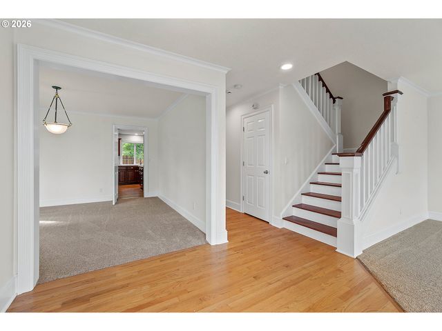 2494 Ne ESTATE Dr, Hillsboro, OR 97124