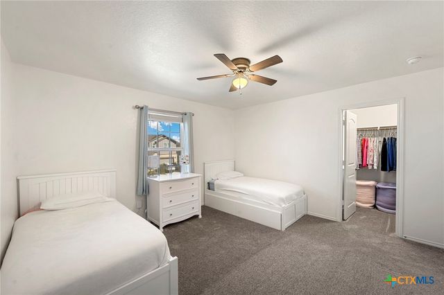 2838 Ridge Berry Road, New Braunfels, TX 78130