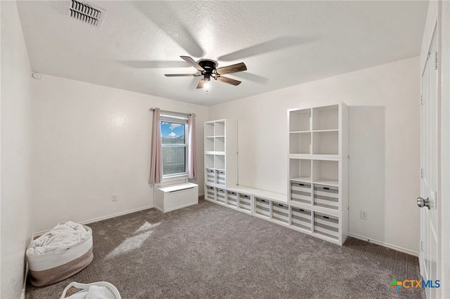 2838 Ridge Berry Road, New Braunfels, TX 78130