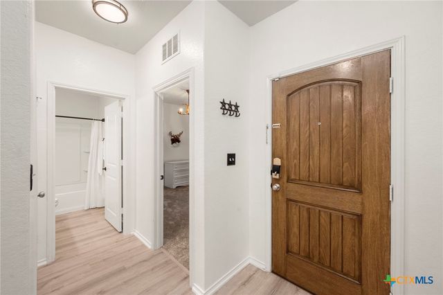 2838 Ridge Berry Road, New Braunfels, TX 78130