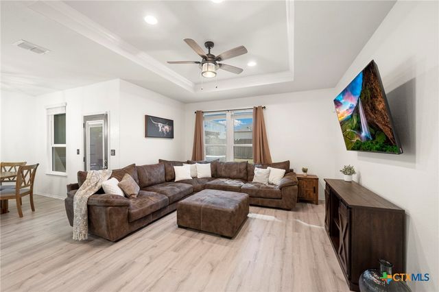 2838 Ridge Berry Road, New Braunfels, TX 78130