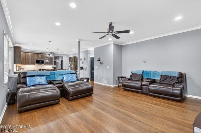 5 Selma Ln, Hazlet Twp., NJ 07730
