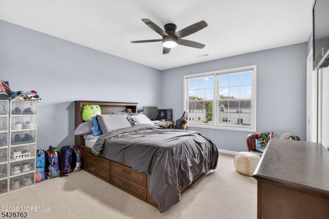 5 Selma Ln, Hazlet Twp., NJ 07730