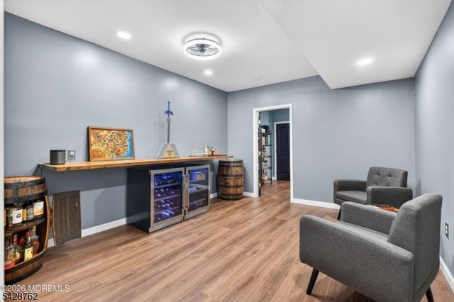 5 Selma Ln, Hazlet Twp., NJ 07730