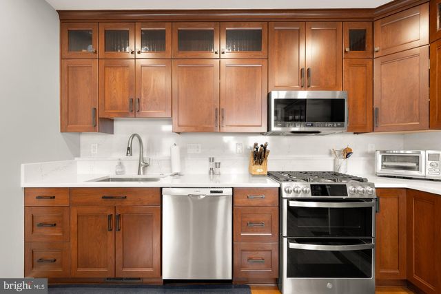 1755 UPSHUR ST NW, Washington, DC 20011