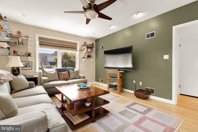 1755 UPSHUR ST NW, Washington, DC 20011