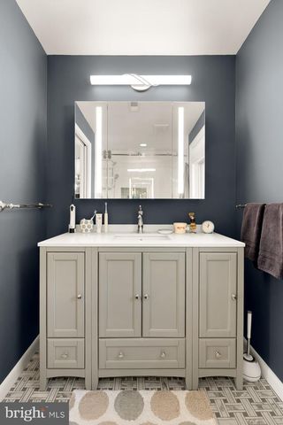 1755 UPSHUR ST NW, Washington, DC 20011