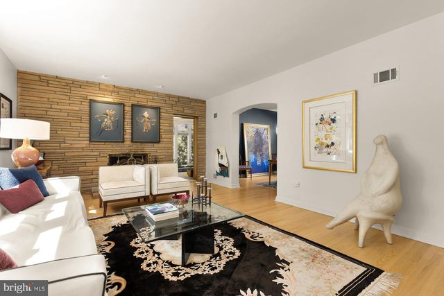 1755 UPSHUR ST NW, Washington, DC 20011