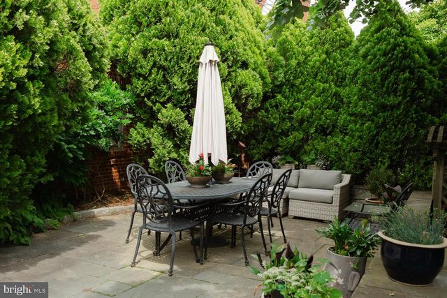 1755 UPSHUR ST NW, Washington, DC 20011