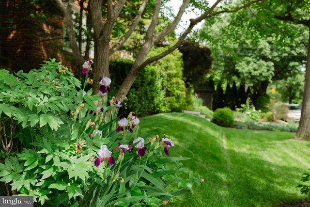 1755 UPSHUR ST NW, Washington, DC 20011