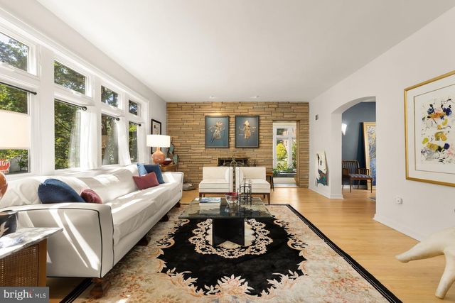 1755 UPSHUR ST NW, Washington, DC 20011