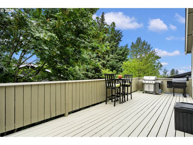 8544 Nw RYAN St, Portland, OR 97229