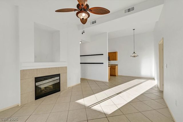 2305 West Horizon Ridge Parkway 1523, Henderson, NV 89052