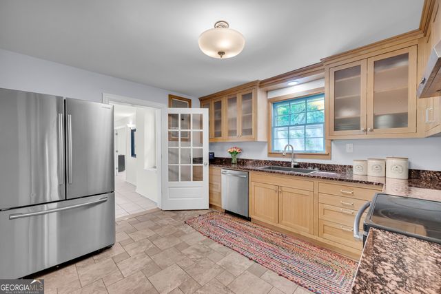 919 Arnold Bottoms Road, Comer, GA 30629