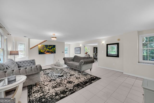 919 Arnold Bottoms Road, Comer, GA 30629