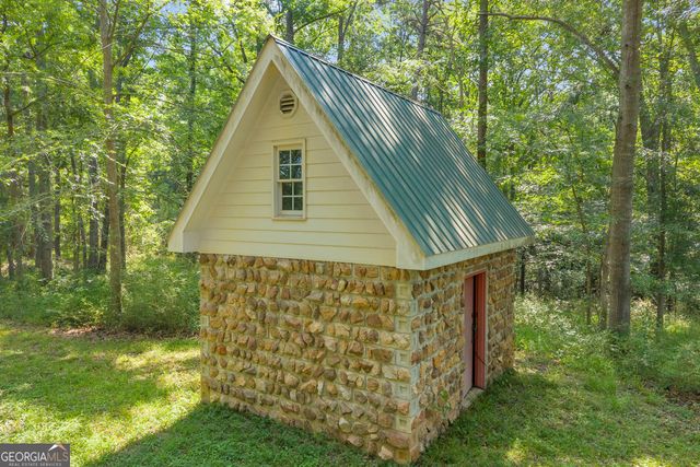 919 Arnold Bottoms Road, Comer, GA 30629