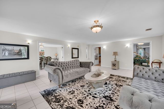 919 Arnold Bottoms Road, Comer, GA 30629