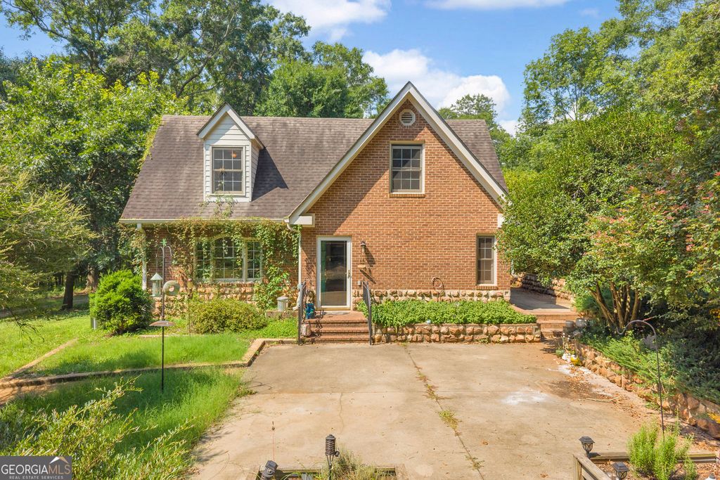 919 Arnold Bottoms Road, Comer, GA 30629