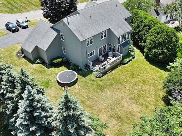 8353 Glen Eagle Dr, Manlius, NY 13104