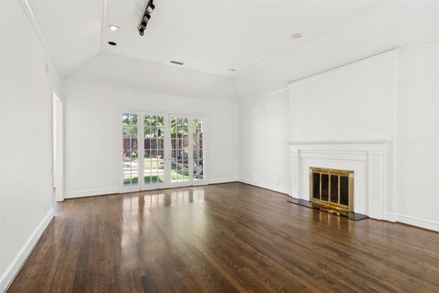 7739 SOUTHWESTERN Boulevard, Dallas, TX 75225