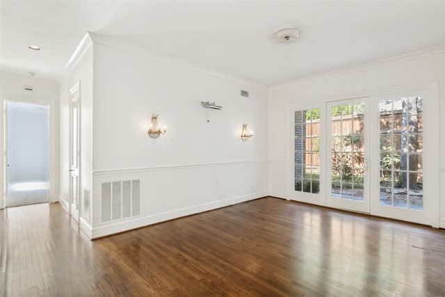 7739 SOUTHWESTERN Boulevard, Dallas, TX 75225