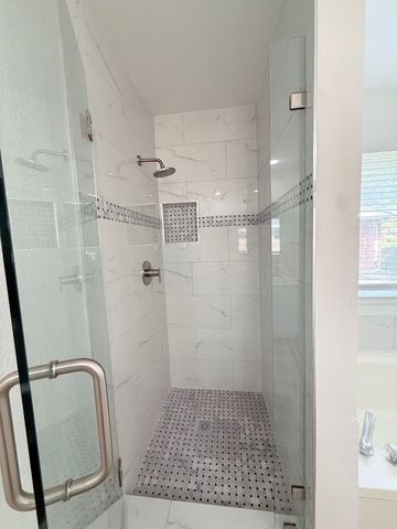 8418 Coventry Drive, Rowlett, TX 75089
