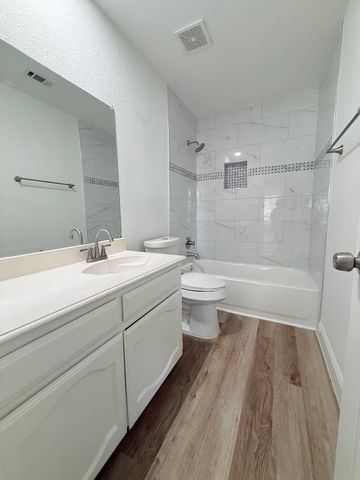 8418 Coventry Drive, Rowlett, TX 75089