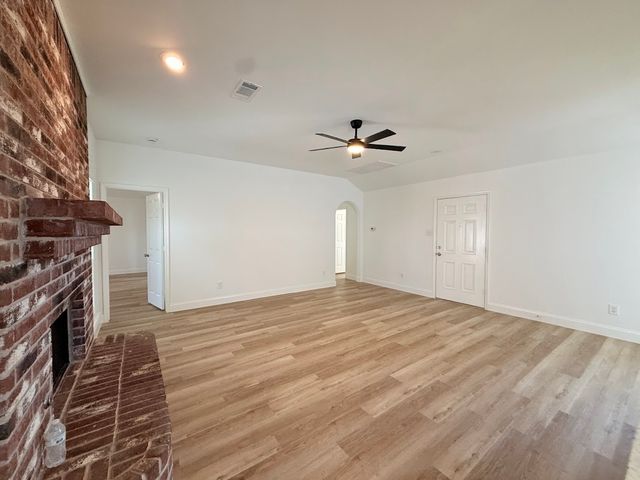 8418 Coventry Drive, Rowlett, TX 75089