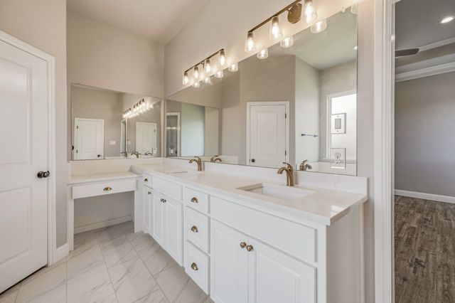 162 Breeders Drive, Willow Park, TX 76087