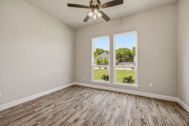 162 Breeders Drive, Willow Park, TX 76087