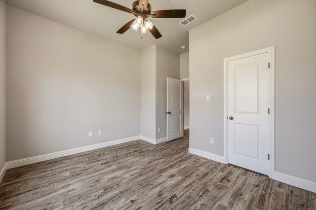 162 Breeders Drive, Willow Park, TX 76087