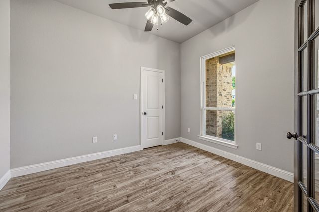 162 Breeders Drive, Willow Park, TX 76087