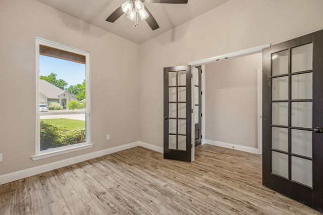 162 Breeders Drive, Willow Park, TX 76087