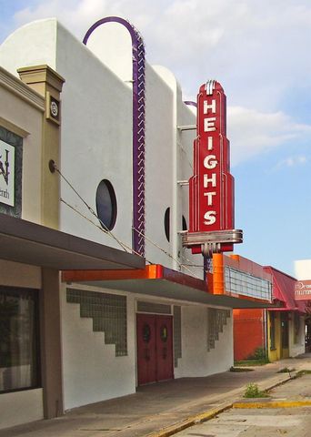 1114 Hogan Street, Houston, TX 77009