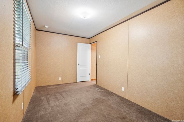 849 County Road 302 A, Floresville, TX 78114