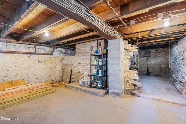 174 Menands Road, Colonie, NY 12211