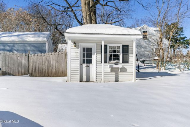 174 Menands Road, Colonie, NY 12211