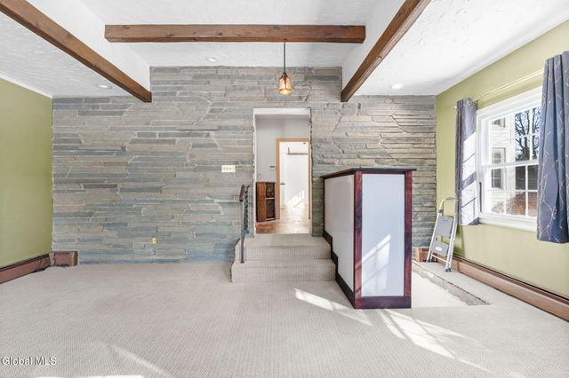 174 Menands Road, Colonie, NY 12211